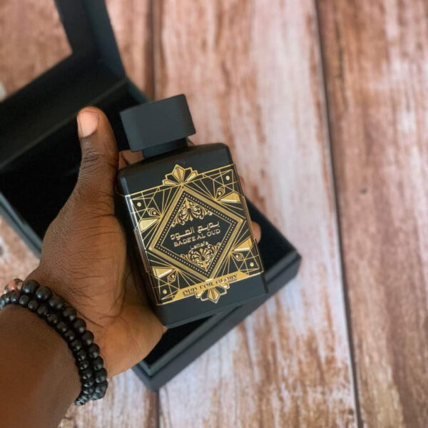 Parfum Lattafa Bade’e Al Oud pentru Bărbați, 100 ml